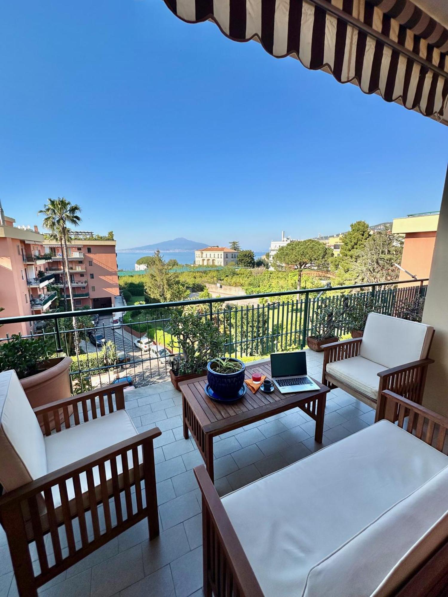 Blue View Apartment *